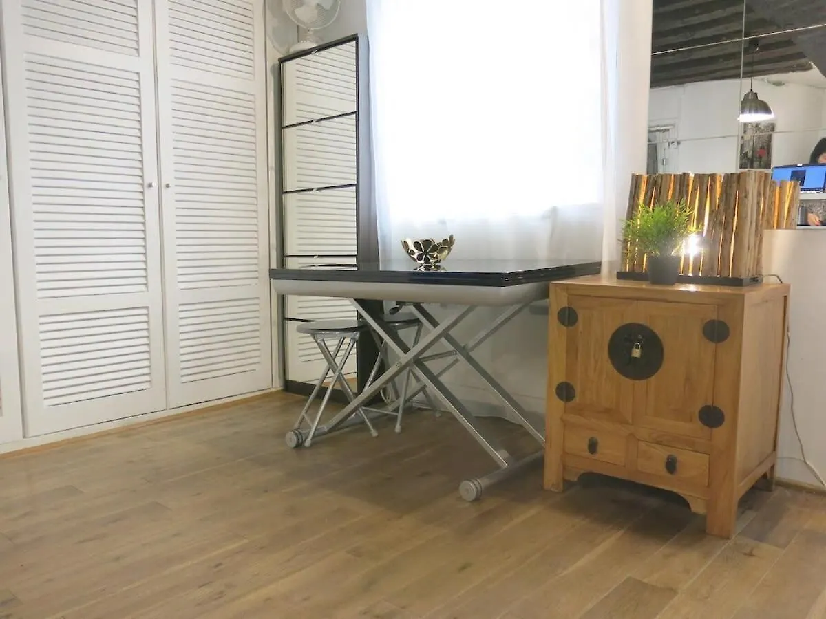 Studio Marais Charlot Citycosy Paris